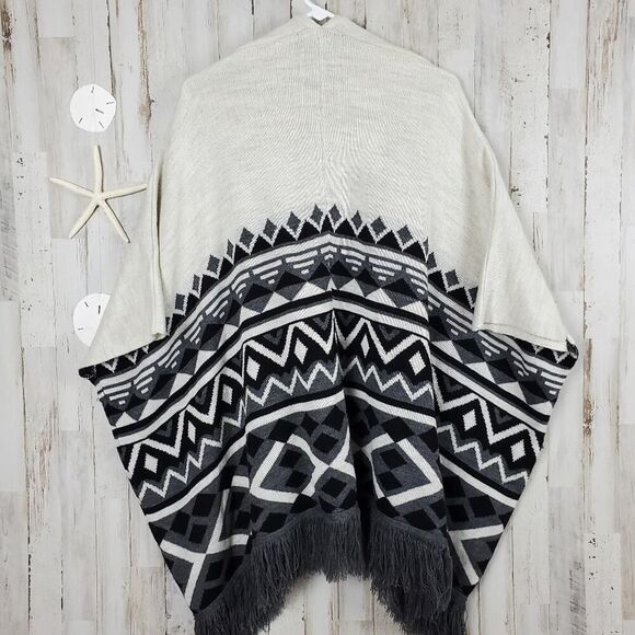 Atmosphere Aztec Poncho Sweater Gray Black XS - Picture 9 of 12